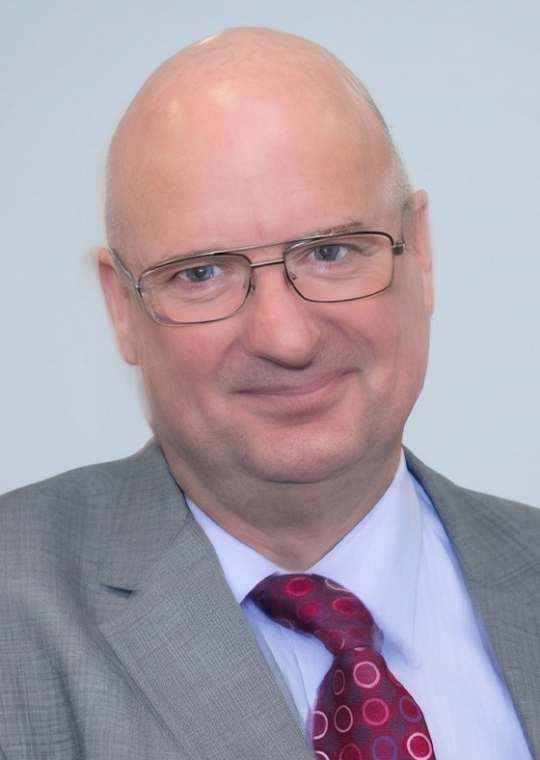 LCU - Mr Tim Lloyd